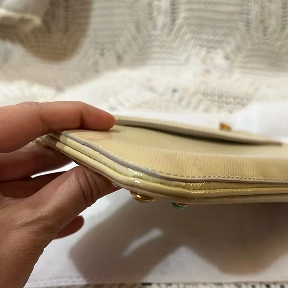 Prada Bag - Picture 11 of 17